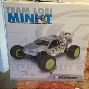 Team Losi Mini T Remote controlled car.